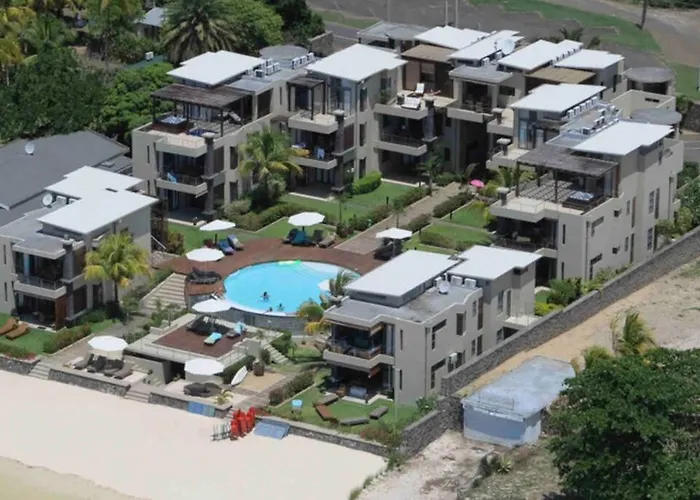 Beachfront Le Cerisier Trou Aux Biches, Mon Choisy