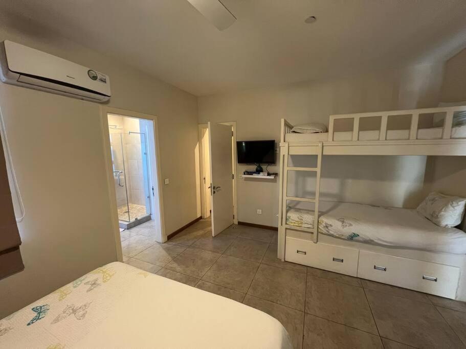 Apartment Beachfront Le Cerisier Trou Aux Biches, Mon Choisy Mont-Choisy